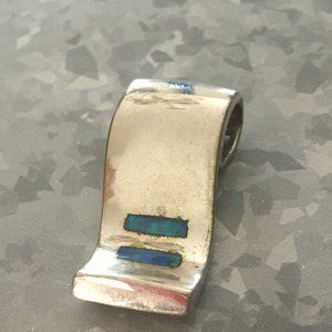 Sterling Silver Pendent w/ Opal -117 $25 or $20 w/offer